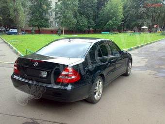 2004 Mercedes-Benz E-Class Photos