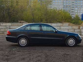 2005 Mercedes-Benz E-Class Pictures