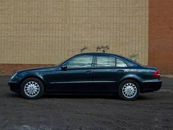 2005 Mercedes-Benz E-Class Photos