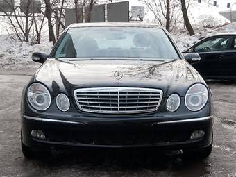 2005 Mercedes-Benz E-Class Wallpapers