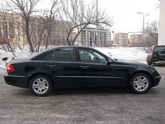 2005 Mercedes-Benz E-Class Pictures