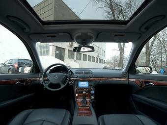 2005 Mercedes-Benz E-Class Photos
