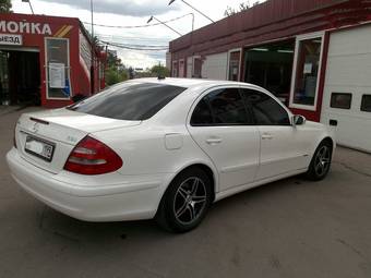 2005 Mercedes-Benz E-Class Pictures