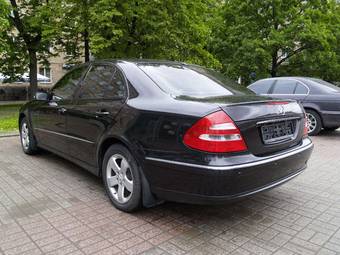 2005 Mercedes-Benz E-Class Pictures