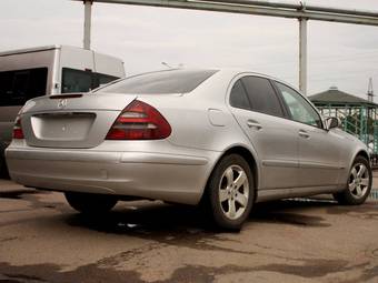 2005 Mercedes-Benz E-Class Photos