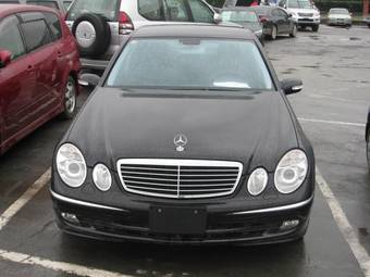 2005 Mercedes-Benz E-Class Images