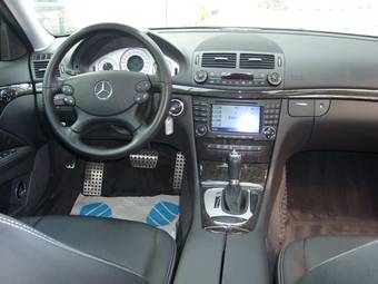 2005 Mercedes-Benz E-Class Photos