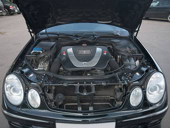 2005 Mercedes-Benz E-Class Photos