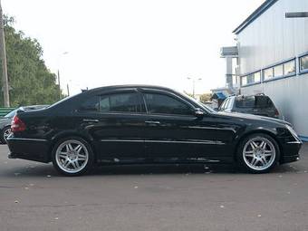 2005 Mercedes-Benz E-Class Pictures