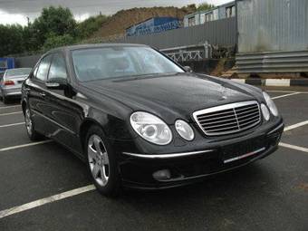2005 Mercedes-Benz E-Class Pictures