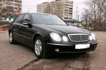 2005 Mercedes-Benz E-Class Photos