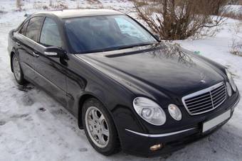 2005 Mercedes-Benz E-Class Photos