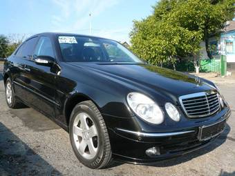 2005 Mercedes-Benz E-Class Photos