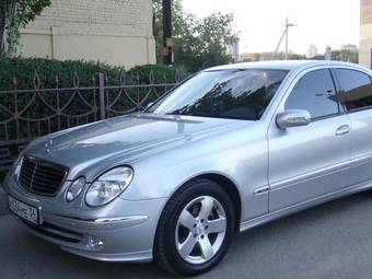 2005 Mercedes-Benz E-Class Photos