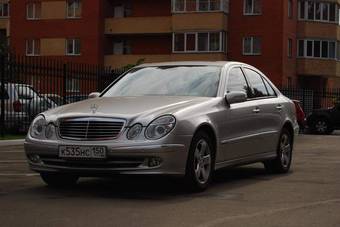 2005 Mercedes-Benz E-Class Photos