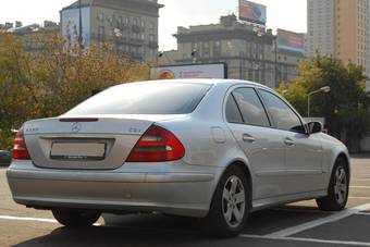 2005 Mercedes-Benz E-Class Pictures