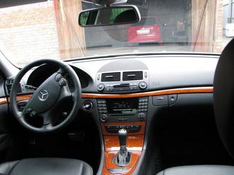 2006 Mercedes-Benz E-Class Photos