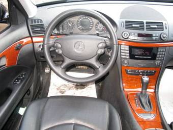 2007 Mercedes-Benz E-Class Images
