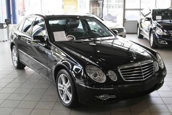 2008 Mercedes-Benz E-Class Pictures