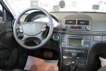 2008 Mercedes-Benz E-Class Images