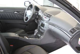 2008 Mercedes-Benz E-Class Pictures