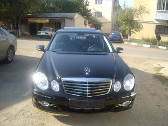 2008 Mercedes-Benz E-Class Pictures
