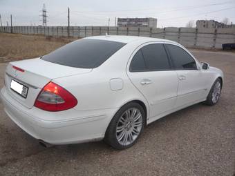 2008 Mercedes-Benz E-Class Photos