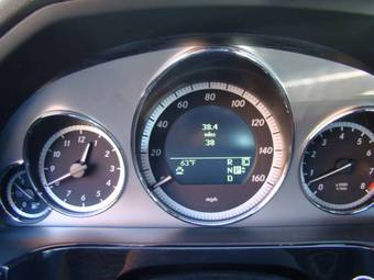 2009 Mercedes-Benz E-Class Pictures