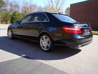 2009 Mercedes-Benz E-Class Pictures