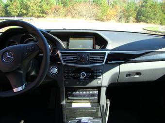 2009 Mercedes-Benz E-Class Images