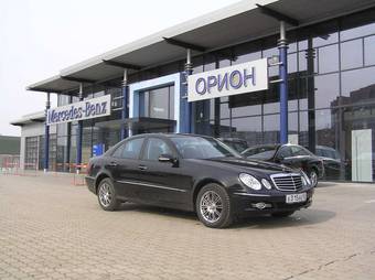 2009 Mercedes-Benz E-Class Photos