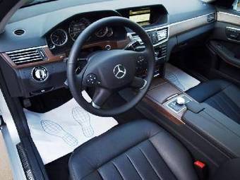 2010 Mercedes-Benz E-Class Wallpapers