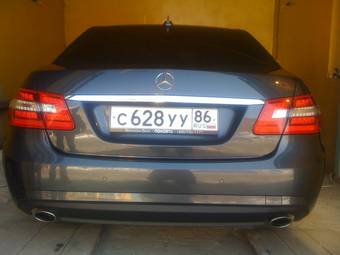 2010 Mercedes-Benz E-Class Pictures