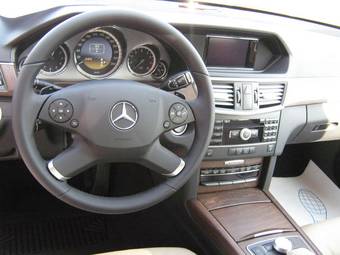 2011 Mercedes-Benz E-Class Wallpapers