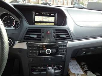 2011 Mercedes-Benz E-Class Wallpapers