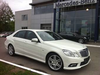 2011 Mercedes-Benz E-Class Photos