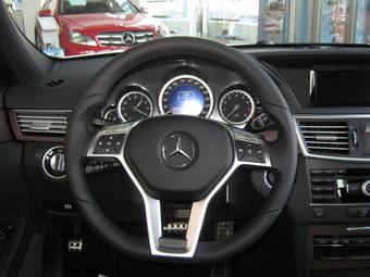 2012 Mercedes-Benz E-Class Pics