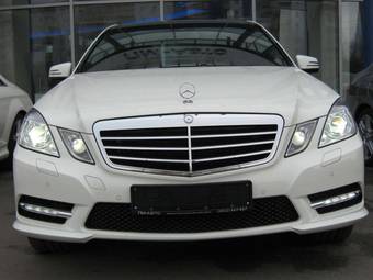 2012 Mercedes-Benz E-Class Pictures