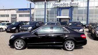 2012 Mercedes-Benz E-Class Pictures