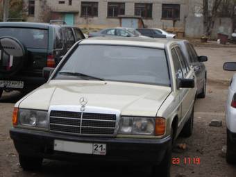 1984 Mercedes-Benz E190