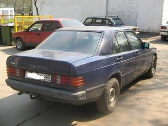 E190