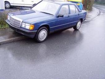 1987 Mercedes-Benz E190