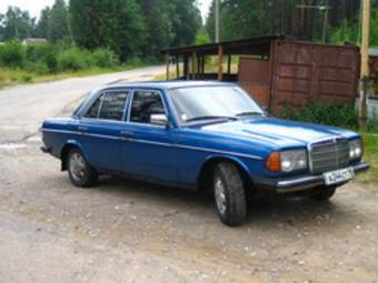 1978 Mercedes-Benz E200