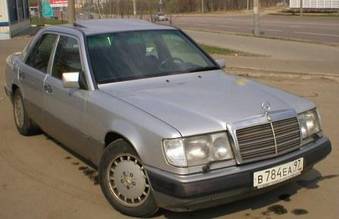 1994 Mercedes-Benz E230