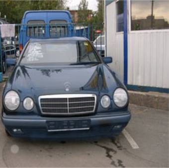 1996 Mercedes-Benz E230