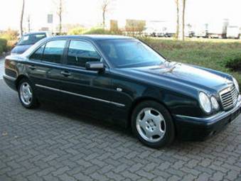 1997 Mercedes-Benz E240