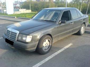 1988 Mercedes-Benz E260