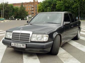 1991 Mercedes-Benz E260