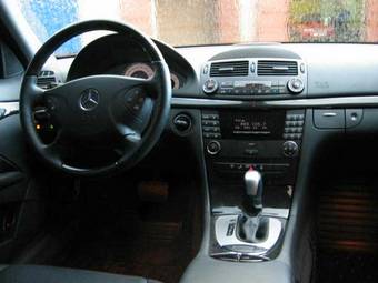 2002 E260