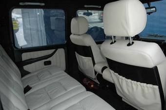 2000 Mercedes-Benz G-Class Photos